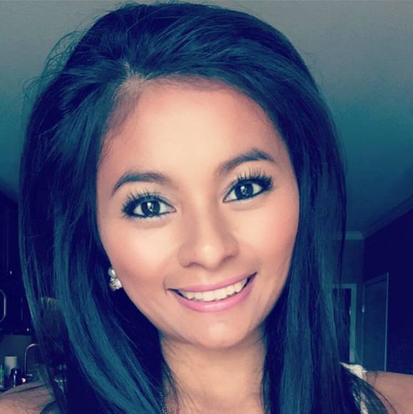 Meet your Posher, Vivian - Picture 1 of 1